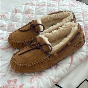 UGG womens chestnut moccasins